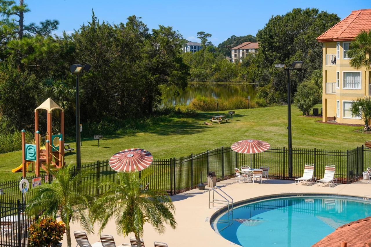 Williamsburg Parc Corniche Condominium Suites מראה חיצוני תמונה