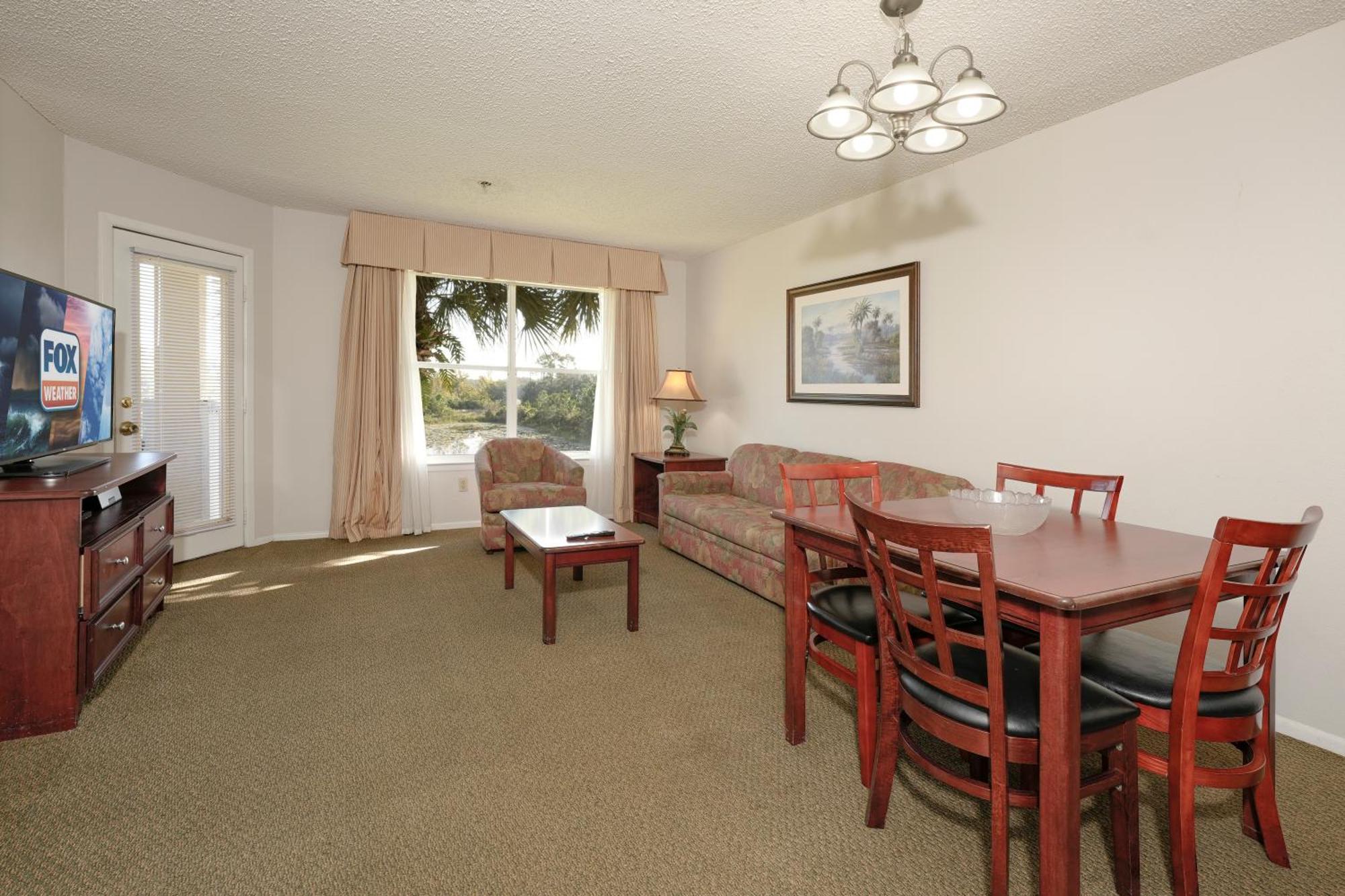 Williamsburg Parc Corniche Condominium Suites מראה חיצוני תמונה